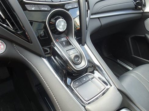 Used 2024 Acura RDX SH-AWD w/ Technology Package image 18