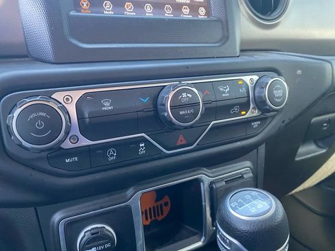 Certified 2023 Jeep Wrangler Unlimited Sport AWD/4WD image 37