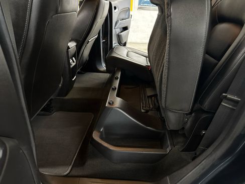 Used 2018 Chevrolet Colorado ZR2 image 38