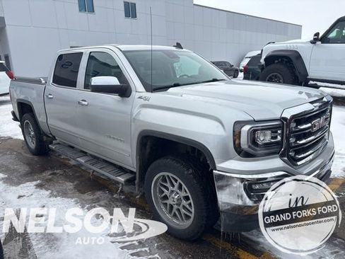 Used 2018 GMC Sierra 1500 SLT image 1