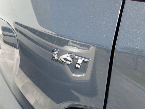 Used 2023 Hyundai Kona Limited FWD image 5