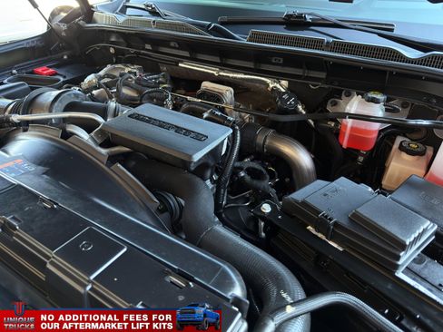 Used 2025 GMC Sierra 2500 AT4 w/ AT4 Premium Plus Package AWD/4WD image 16