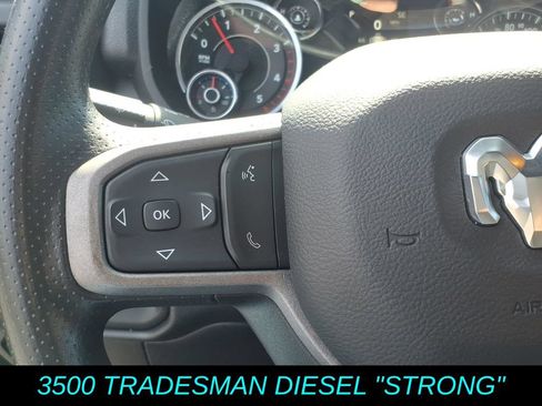 Used 2024 RAM 3500 Tradesman w/ Chrome Appearance Group AWD/4WD image 22
