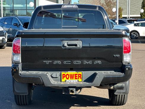 Used 2023 Toyota Tacoma TRD Sport w/ TRD Premium Sport Package image 5