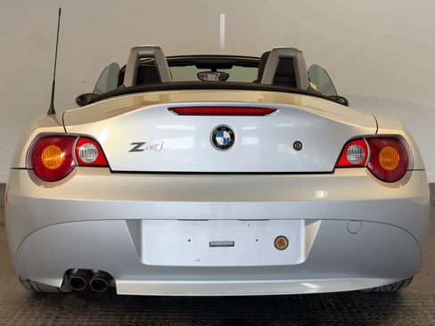 Used 2003 BMW Z4 2.5i RWD image 12