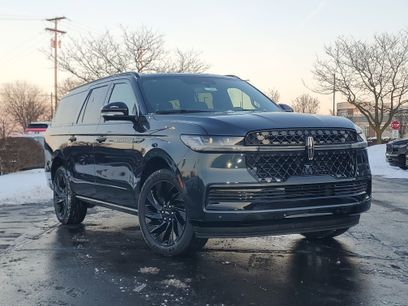 New 2025 Lincoln Navigator L Reserve w/ Jet Appearance Package