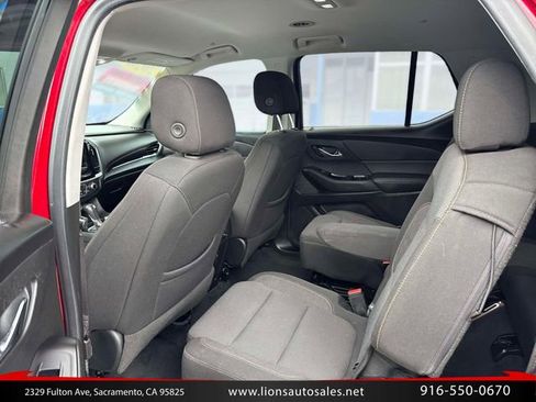 Used 2020 Chevrolet Traverse LT FWD image 14