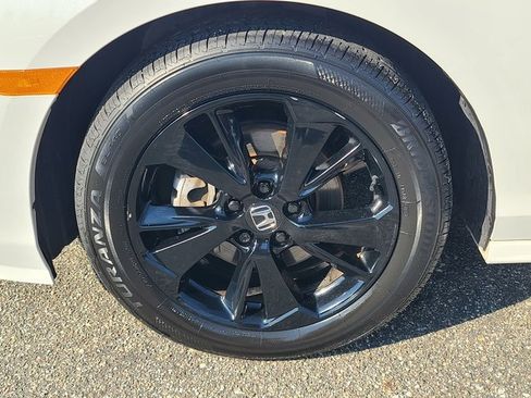 Certified 2023 Honda Odyssey Sport image 31