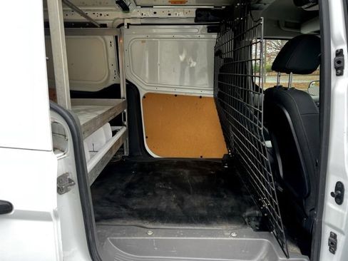 Used 2019 Ford Transit Connect XLT image 20