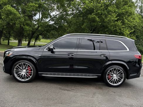 Used 2025 Mercedes-Benz GLS 63 AMG 4MATIC image 6