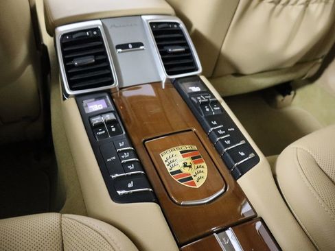 Used 2016 Porsche Panamera S RWD image 29