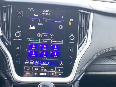 Used 2021 Subaru Outback Premium image 16