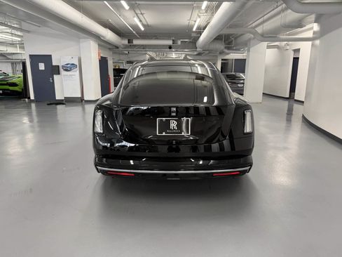 Certified 2024 Rolls-Royce Spectre w/ Spectre Launch Package AWD/4WD image 5