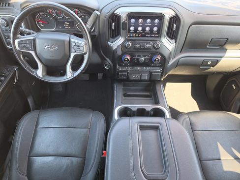 Used 2021 Chevrolet Silverado 1500 LT Trail Boss w/ Convenience Package II AWD/4WD image 14