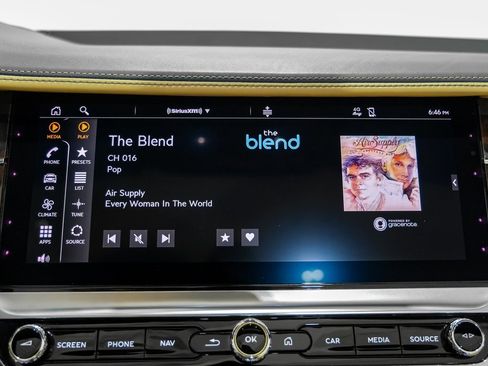 Used 2021 Bentley Continental GT image 29