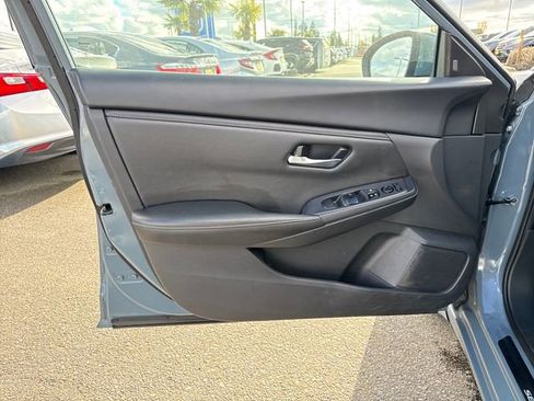 Used 2024 Nissan Sentra SV image 16