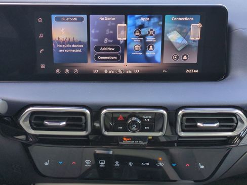 New 2026 Nissan Sentra SL w/ Floor Mat Package FWD image 17
