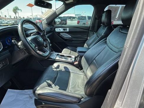 Certified 2021 Ford Explorer ST w/ Equipment Group 401A AWD/4WD image 19