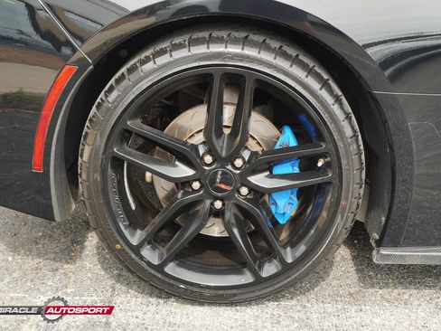 Used 2017 Chevrolet Corvette Stingray Coupe RWD image 11