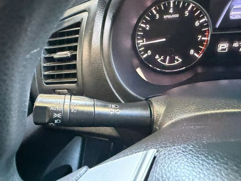 Used 2014 Nissan Altima 2.5 S w/ Display Audio Package image 12