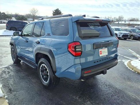 Certified 2025 Toyota 4Runner TRD Off-Road Premium image 21