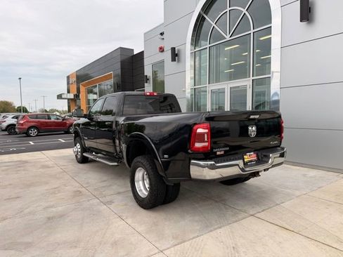 Used 2022 RAM 3500 Laramie AWD/4WD image 7