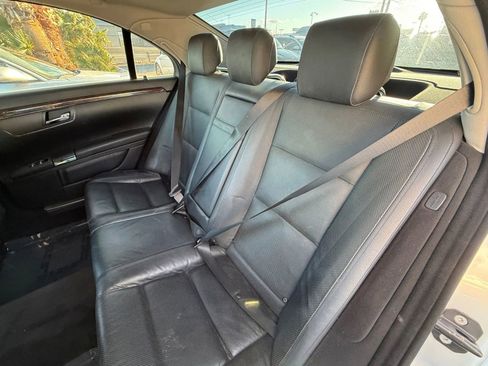 Used 2010 Mercedes-Benz S 550 w/ Sport Pkg image 13
