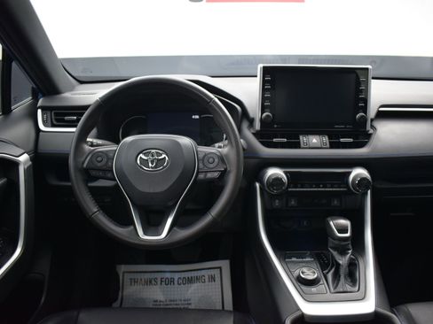 Used 2022 Toyota RAV4 XSE image 15