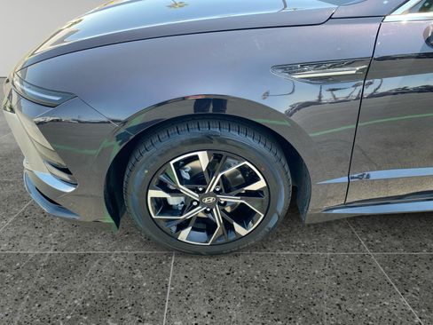 Used 2025 Hyundai Sonata SEL FWD image 14