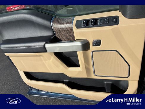 Used 2019 Ford F250 Lariat w/ Lariat Ultimate Package image 13