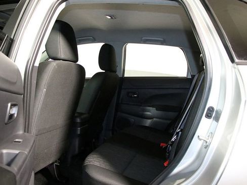 Used 2023 Mitsubishi Outlander Sport LE AWD/4WD image 14