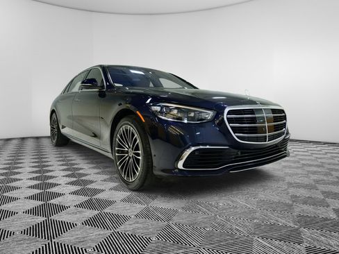 Certified 2022 Mercedes-Benz S 580 4MATIC Sedan image 7