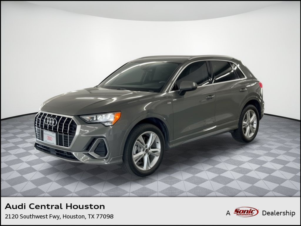 Certified 2021 Audi Q3 2.0T Premium w/ Convenience Package AWD/4WD image 1
