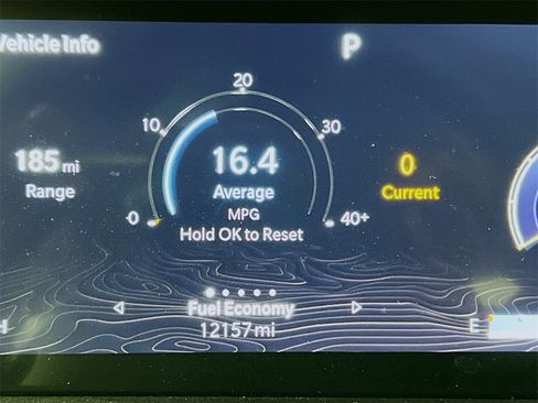 Used 2023 Jeep Grand Cherokee Limited w/ Luxury Tech Group II image 13