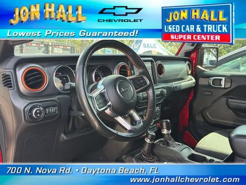 Used 2022 Jeep Gladiator Mojave w/ Trailer Tow Package AWD/4WD image 11