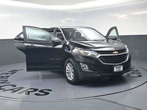 Used 2020 Chevrolet Equinox LS w/ LS Convenience Package AWD/4WD image 21