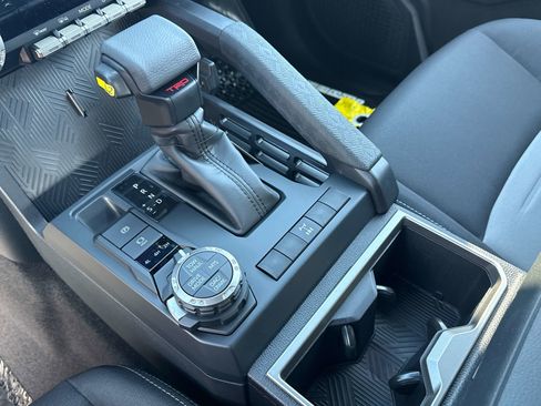 New 2026 Toyota Tacoma TRD Off-Road image 18