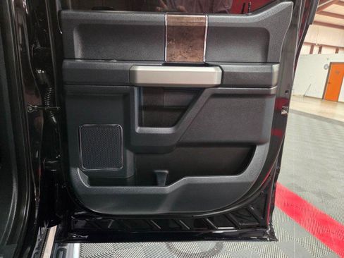 Used 2022 Ford F350 Lariat w/ Lariat Ultimate Package image 38