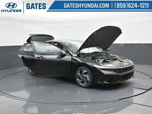 New 2025 Hyundai Elantra Sport image 51