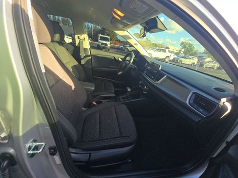 Used 2023 Kia Rio S w/ Technology Package image 3