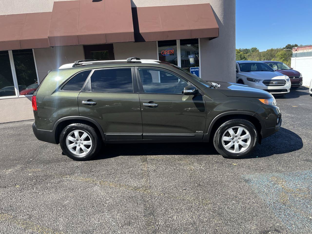 Used 2013 Kia Sorento LX w/ Convenience Pkg AWD/4WD image 6