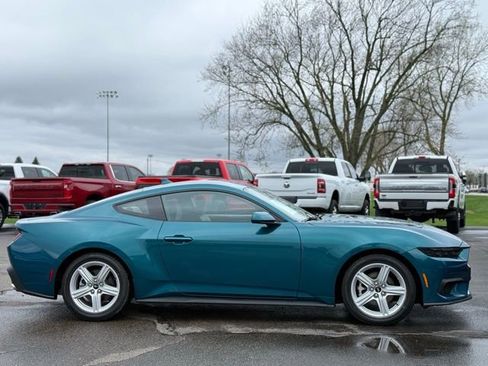 Used 2026 Ford Mustang Coupe image 36