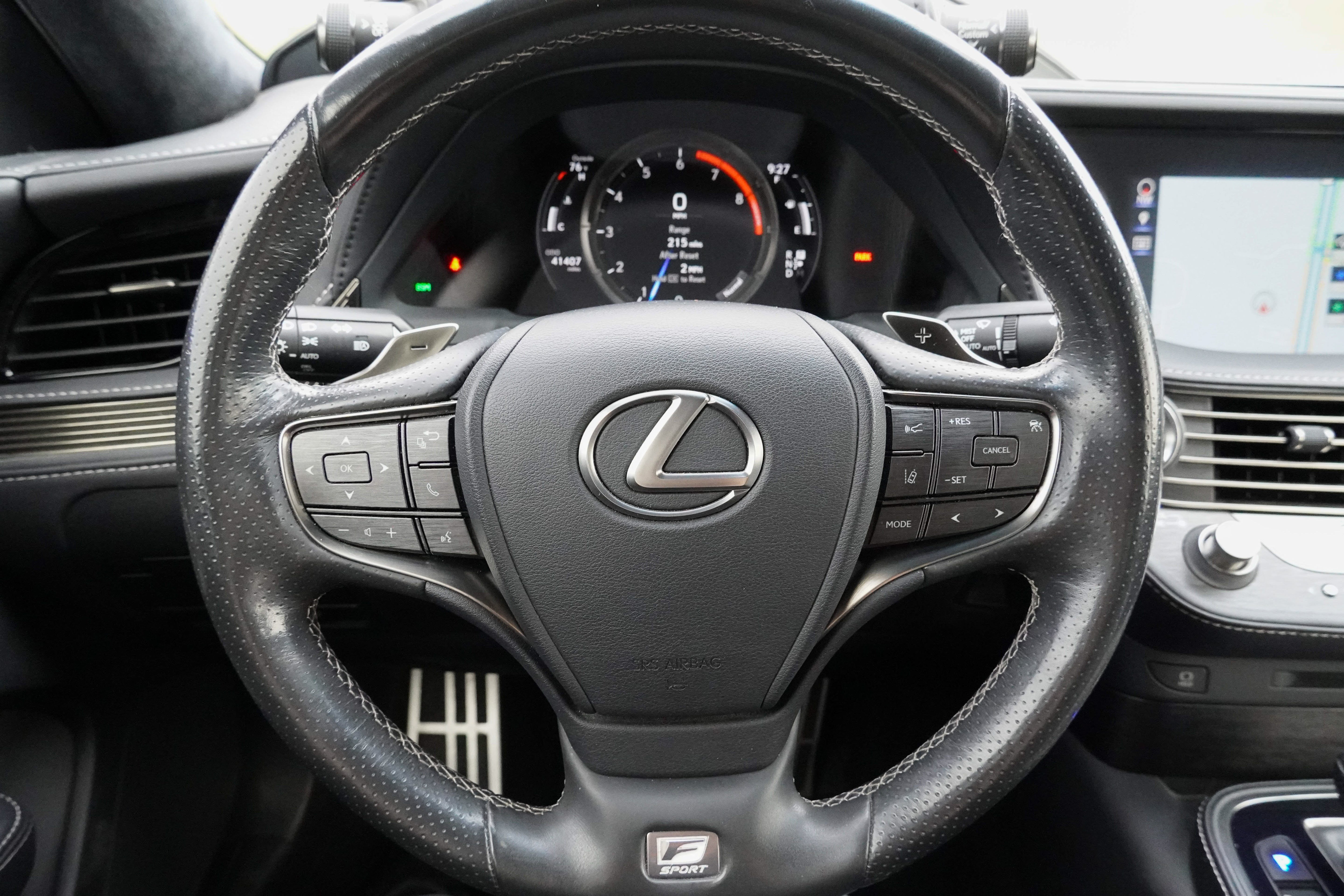Used 2018 Lexus LS 500 F Sport w/ Accessory Package (Z2) RWD image 17