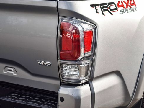 Used 2021 Toyota Tacoma TRD Sport image 8