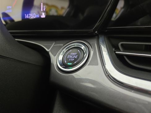 Certified 2025 Chevrolet Trax ACTIV w/ Sunroof Package image 25