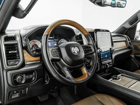 Used 2022 RAM 1500 Limited image 12