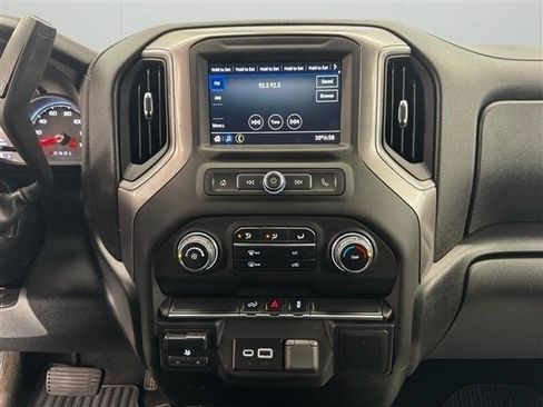 Used 2023 Chevrolet Silverado 2500 Custom w/ Custom Convenience Package AWD/4WD image 20