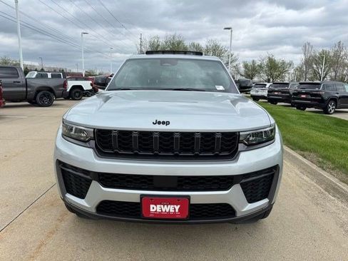 New 2026 Jeep Grand Cherokee L 4WD image 2