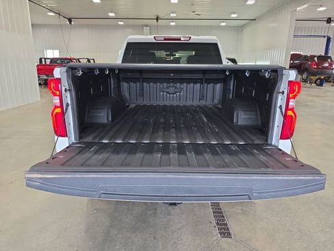 Used 2022 Chevrolet Silverado 1500 RST AWD/4WD image 23