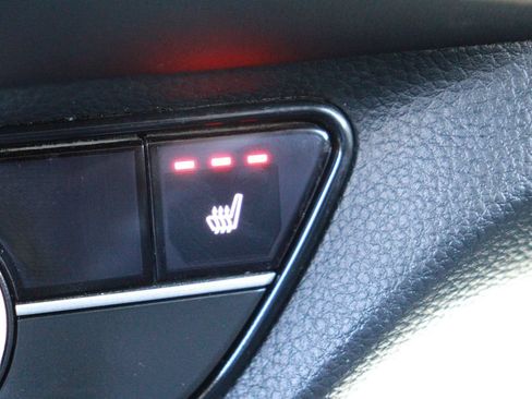 Used 2024 Honda HR-V EX-L image 17